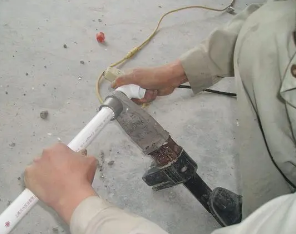掇刀漏水维修电话
